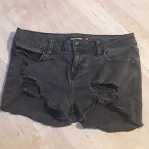 Ripped demin short shorts (black)